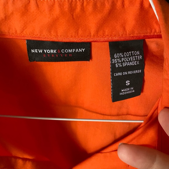 New York & Co. Orange button down short sleeve shirt size small - Picture 6 of 11